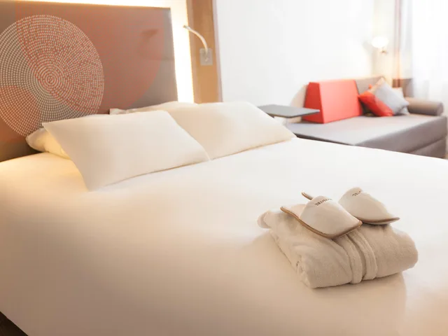 غرفة تنفيذية بسرير مزدوج، B&B Hotel Cergy Port 4 Stars 1/1