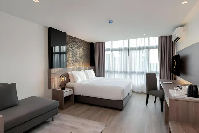 Deluxe, King Bed, ORION Hotel and Residence Bangkok 1/1