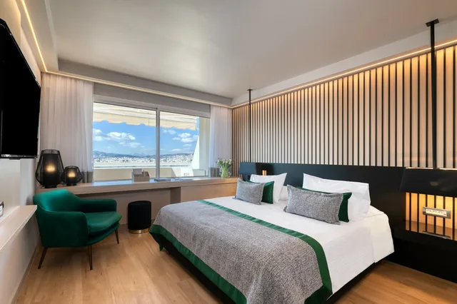 Divine, Suite, Queen Bed, Acropolis View، Divani Caravel Hotel 1/2