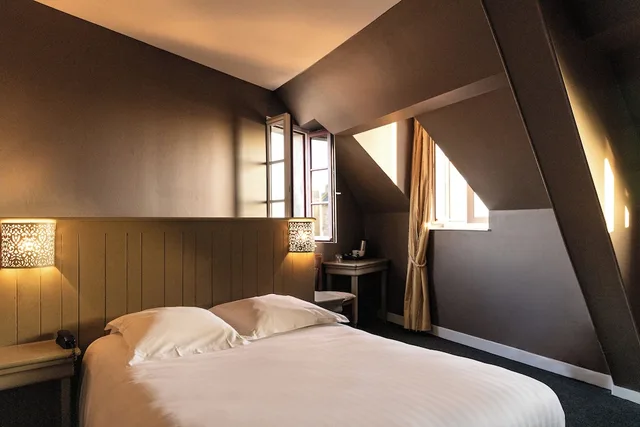 House, Double Bed، La Mere Poulard 4/7