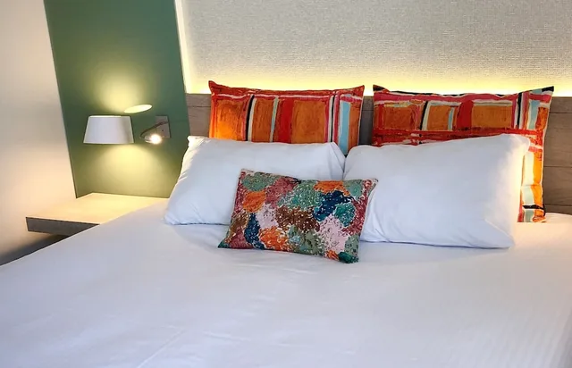 غرفة كلاسيكية ثلاثية بسرير كوين وسرير فردي، HOTEL LES MOUETTES 2/4