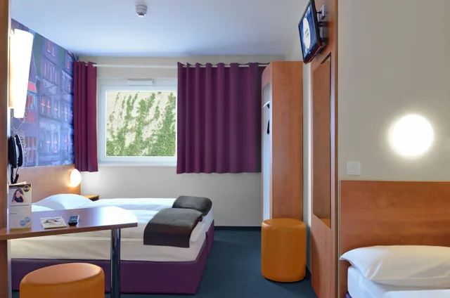 غرفة قياسية ثلاثية، B&B Hotel Bremen-City 1/1