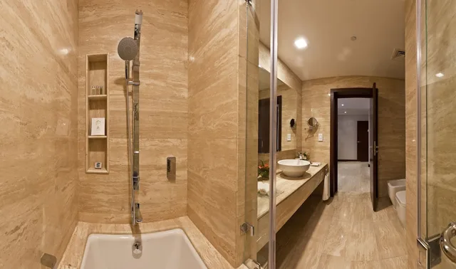 جناح تنفيذي بسرير كينج، Zubarah Hotel 2/2