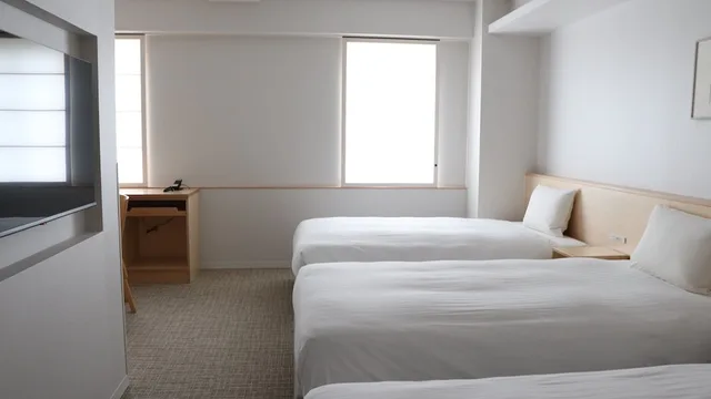 جناح جونيور بثلاثة أسرّة، Shin Osaka Station Hotel Honkan 1/1