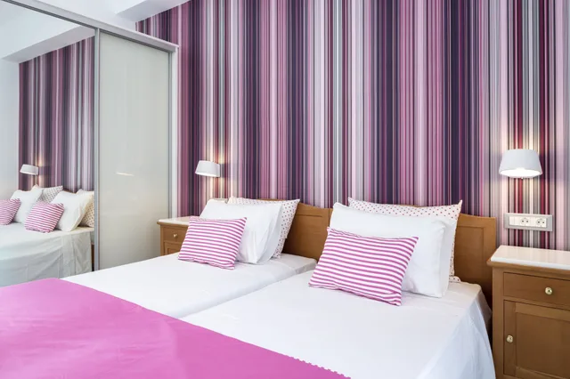 غرفة قياسية ثلاثية بسرير مزدوج وسرير فردي، SANTELLINI HOTEL 2/4