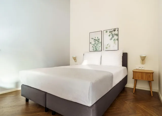 جناح كومفورت مع أريكة، limehome Prague Halkova 2/10