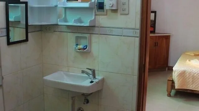 غرفة ديلوكس بسرير كوين، Nickles Park Resort And Apartments 7/9