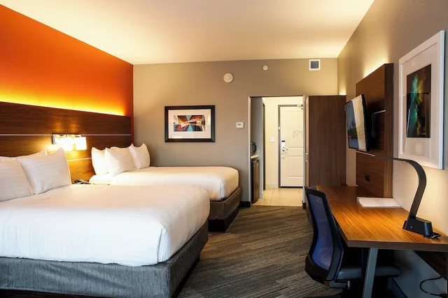 غرفة قياسية بسريرين كوين، HOLIDAY INN EXPRESS EVANSVILLE 2/3