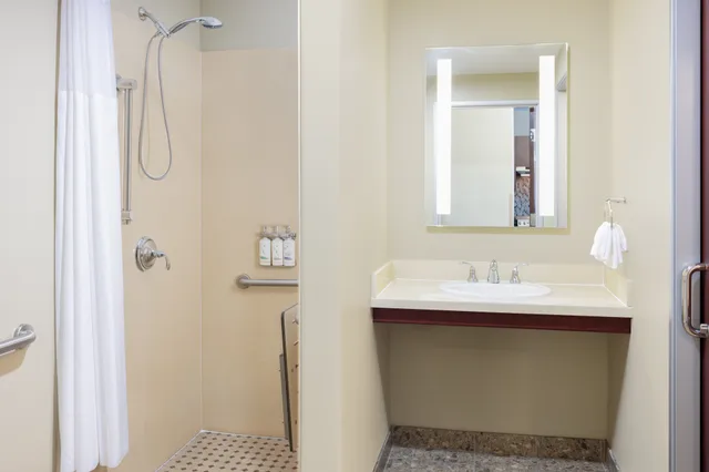 غرفة بسرير كينج بغرفة نوم واحدة لذوي الإعاقة، Staybridge Suites Las Vegas 4/4