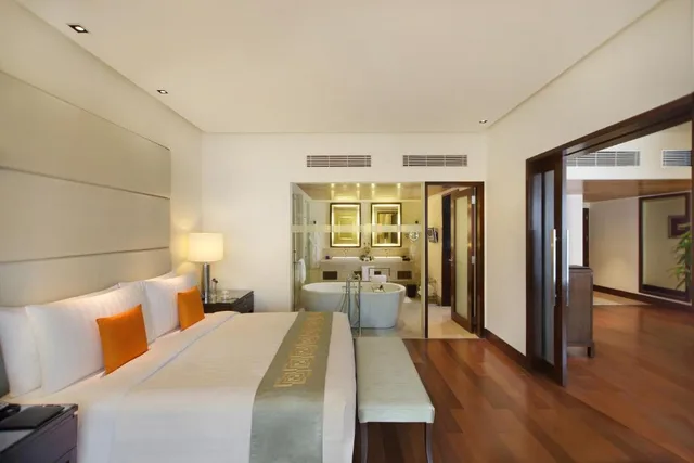 Premier, Suite, Bay View، The Oberoi Mumbai 1/2