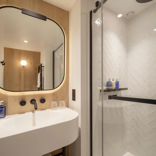 Dorsett, Double Bed، Dorsett Canary Wharf 3/3