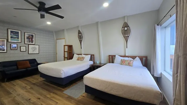 جناح استوديو بسريرين كوين لذوي الإعاقة، Cinnamon Bear Inn 2/3