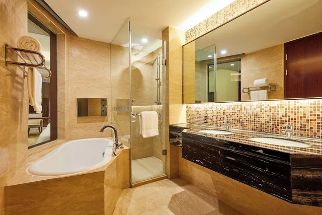 غرفة ديلوكس بسريرين مزدوجين بإطلالة على الجبل، Four Points By Sheraton Liupanshui 2/2