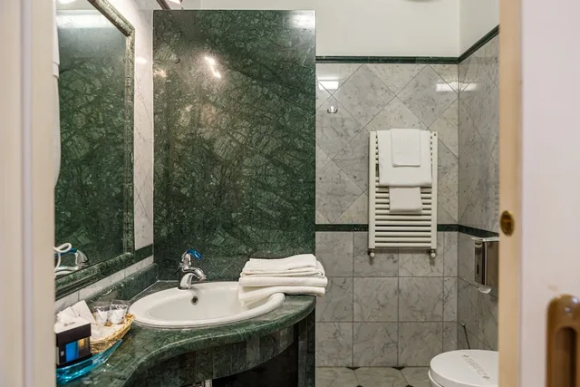 غرفة قياسية بسرير مزدوج، Hotel Villa Sofia 2/6