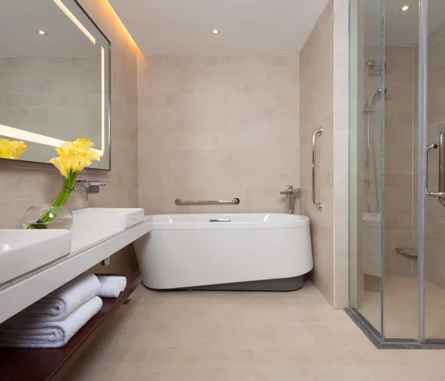 جناح جونيور بسرير كينج بغرفة نوم واحدة للمدخنين، Hilton Garden Inn Shangri-La 5/5