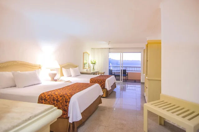 Deluxe, King Bed, Panoramic Bay View، Friendly Fun Vallarta Different Experiences 4/6