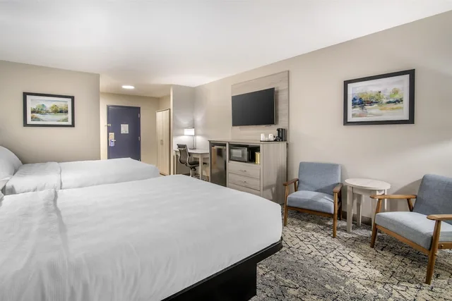 غرفة قياسية بسريرين كوين، Best Western Caribou Inn 2/3