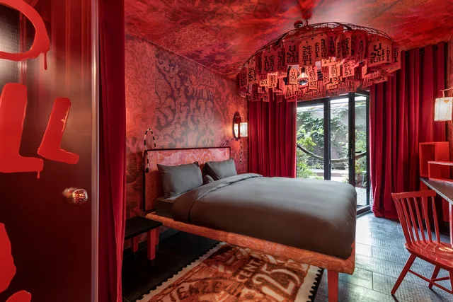Rosso, Double Bed, Private Garden, Large، 25hours Hotel Piazza San Paolino 2/2