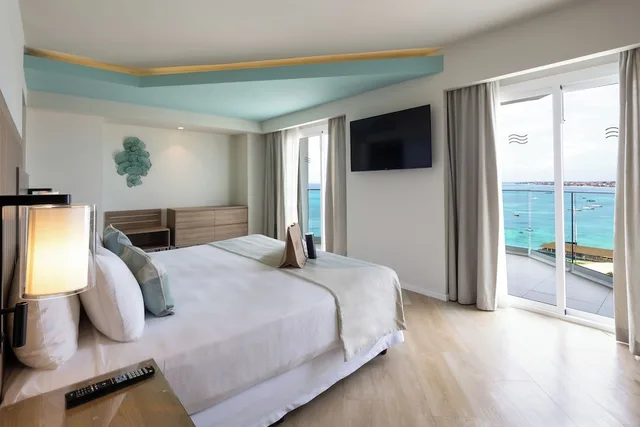 Elite, Club, Suite, King Bed, Ocean Front، RIU Palace Antillas - Adults Only - All Inclusive 2/8