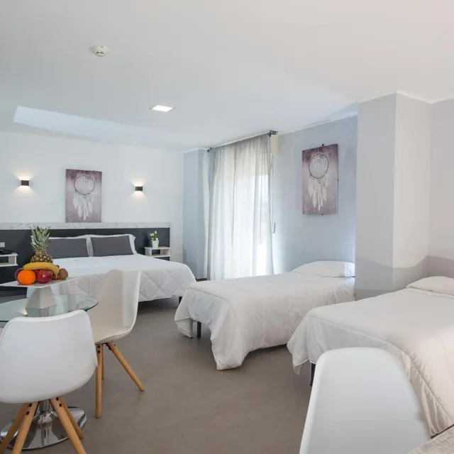 غرفة كومفورت رباعية، Hotel Club Eloro 1/7