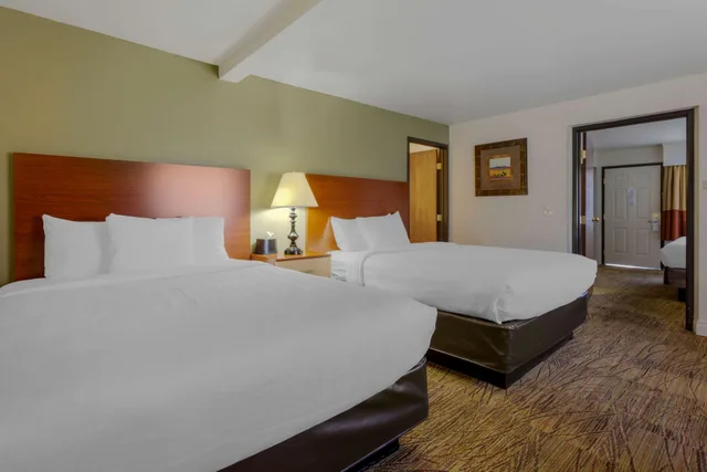 جناح بسريرين كوين، Best Western Red Hills 1/9