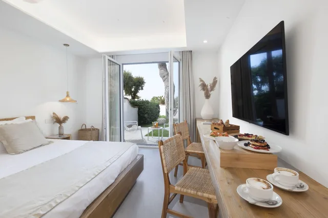 غرفة كلاسيكية بسرير مزدوج بإطلالة على الحديقة بشرفة، Maya Beach Resort 2/7