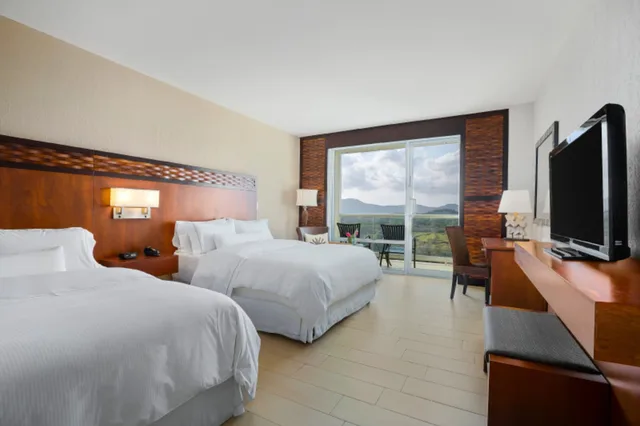 غرفة ديلوكس بسريرين كوين بإطلالة، The Westin Playa Bonita Panama 2/9
