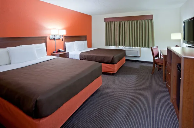 غرفة بسريرين كوين لذوي الإعاقة، Americinn By Wyndham Monroe 4/8
