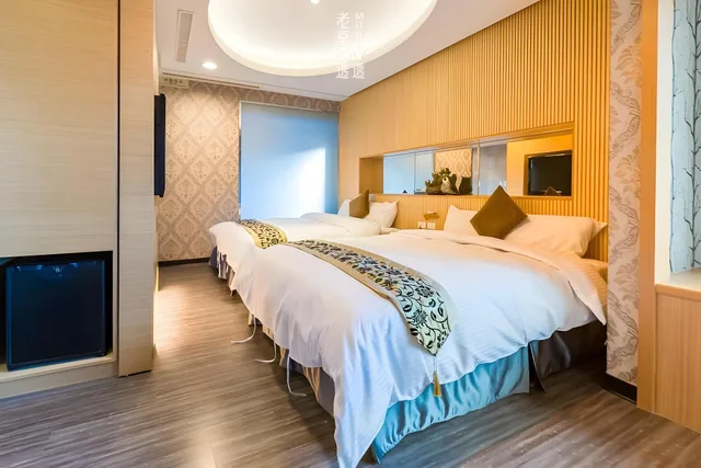 غرفة عائلية، Skylight B&amp;B 2/2