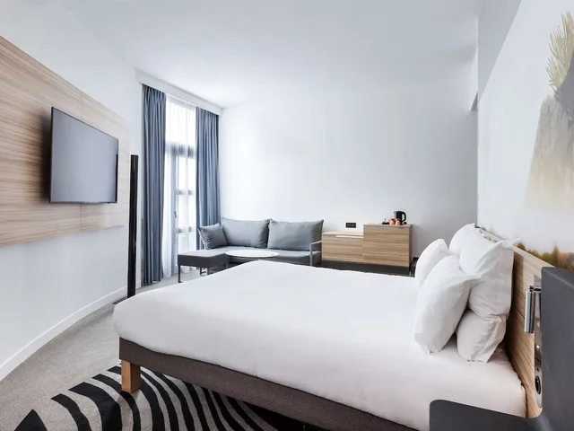 Executive, King Bed, Novotel Tours Centre Gare 6/10