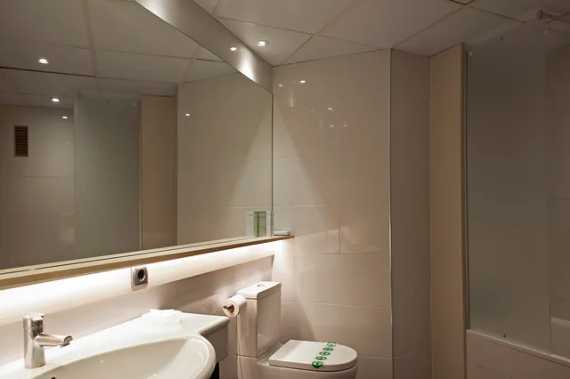 غرفة بسرير مزدوج أو سريرين منفصلين، Hotel Bernat II 8/8