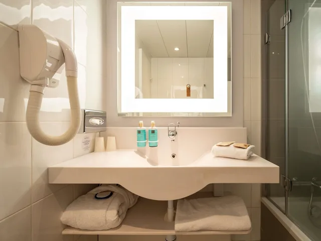 Executive, Double Bed, Sofa, Novotel Bordeaux Centre 8/9