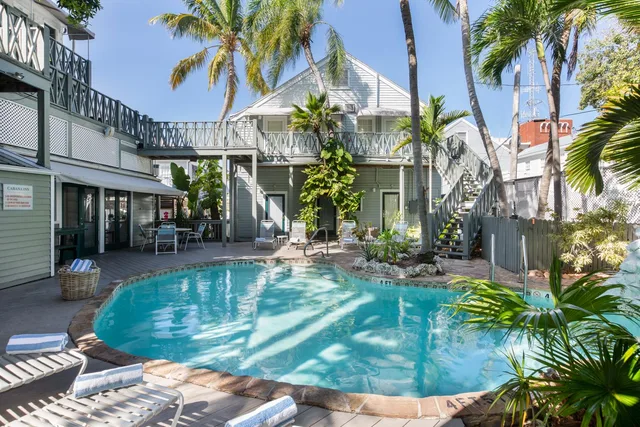 جناح جونيور، The Cabana Inn Key West Adult Only 1/1