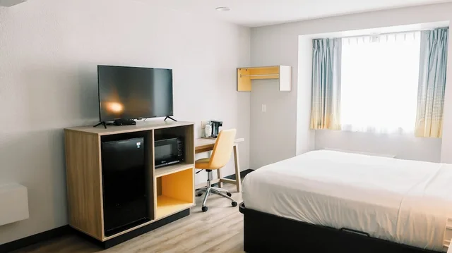 جناح استوديو بسرير كوين، Microtel Inn & Suites by Wyndham Gulf Shores 4/10