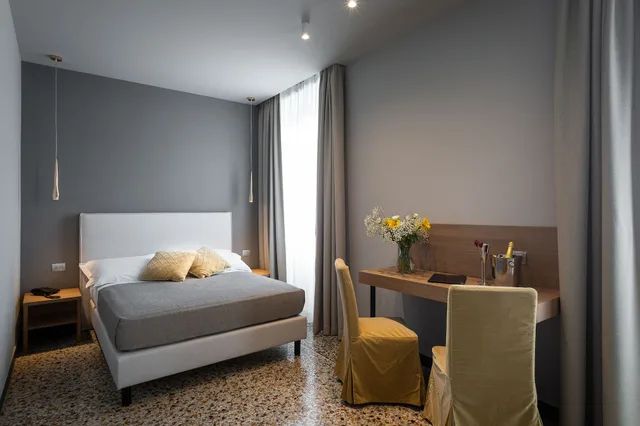 جناح جونيور بسرير كوين مع أريكة، Hnn Luxury Suites 1/7