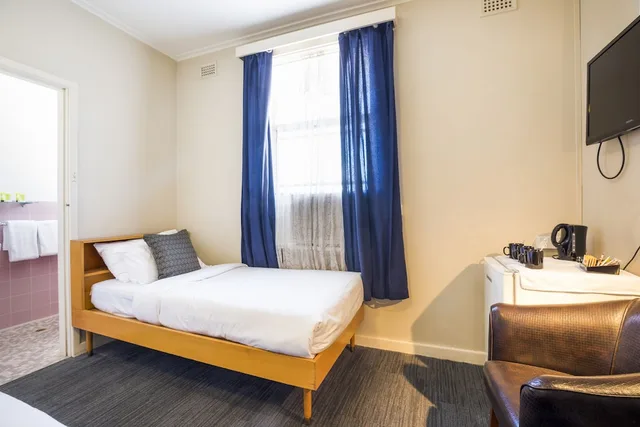 استوديو بسريرين كوين بإطلالة على البحر، ESPLANADE HOTEL 2/8