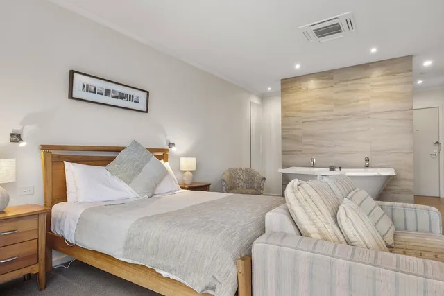 Bridge, Suite, Queen Bed، Captains At The Bay 1/10
