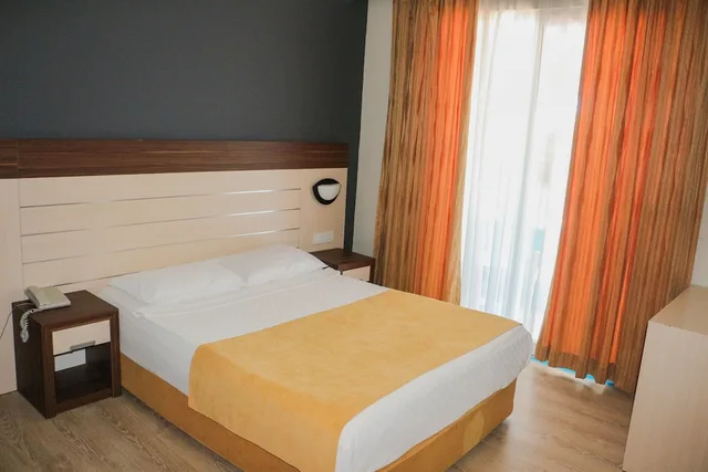 غرفة قياسية بسرير مزدوج أو سريرين منفصلين، Hawaii Suite Beach Hotel 5/8
