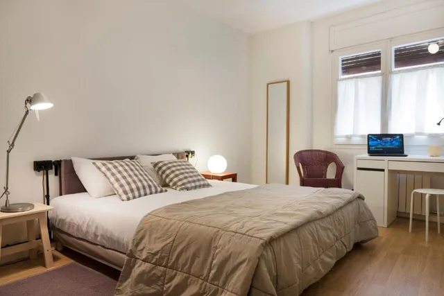 شقة بـ4 غرف نوم، Animapartments Sants 1/10