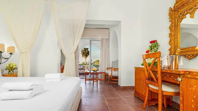 غرفة بريستيج ديلوكس بسرير مزدوج أو سريرين منفصلين بإطلالة على المسبح، TOP Domina Coral Bay Resort 2/5