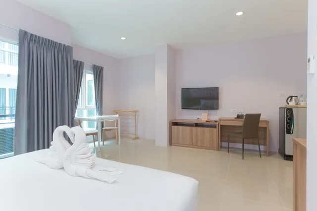 غرفة بريميوم بسرير كينج، The Bedroom Ladprao 101 3/4