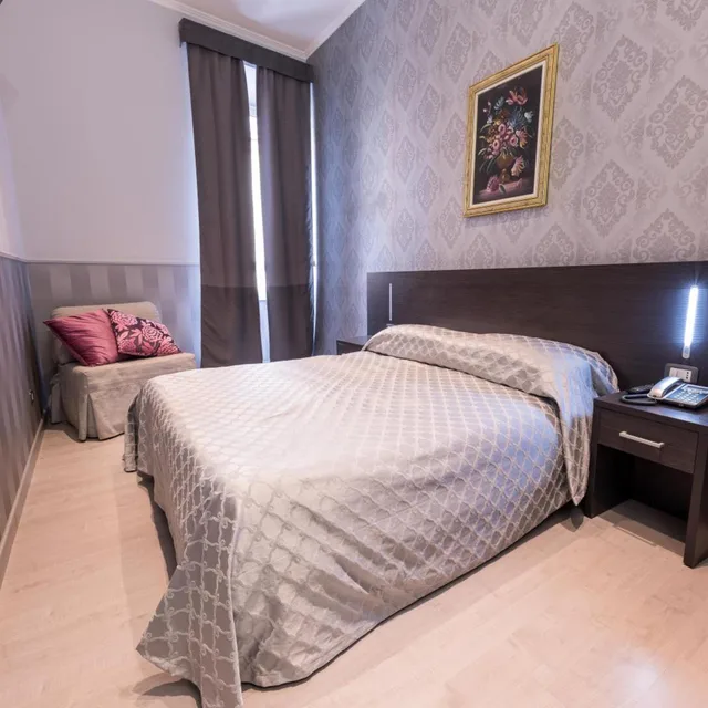 Room, Double Bed, Separate Building, Anfiteatro Flavio 1/9