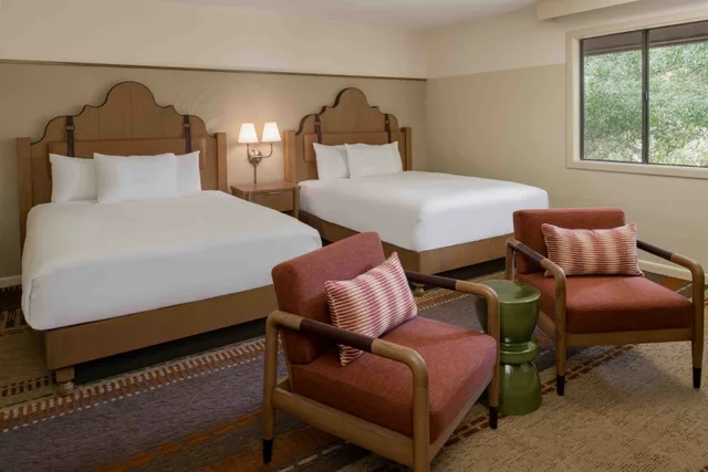 غرفة بسريرين كوين، Chaminade Resort and Spa 2/4