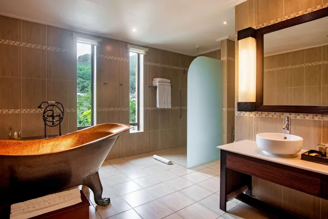 غرفة غراند ديلوكس بسرير مزدوج، Doubletree By Hilton Seychelles Allamanda Resort And Spa 3/6