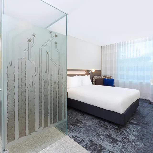 غرفة قياسية بسرير كينج وسرير كوين، Holiday Inn Express Sydney Macquarie Park 1/10