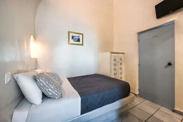 غرفة تقليدية بسرير مزدوج، Hotel Katerina Apos S Castle 1/4
