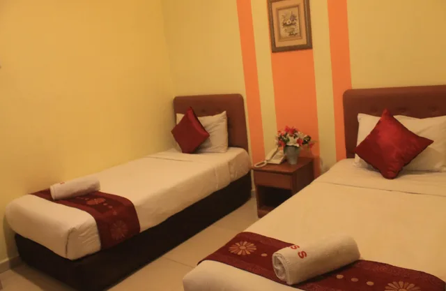 Superior, Twin Beds, No Window، SUN INNS HOTEL KUALA SELANGOR 1/1