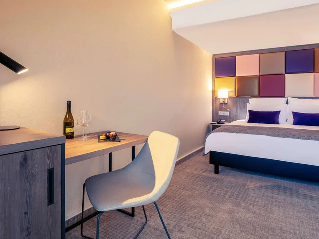 جناح جونيور سوبيريور، Mercure Budapest Korona Hotel 3/9