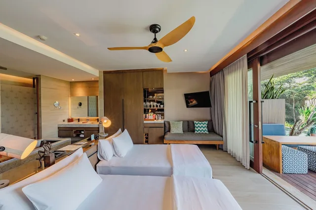 Suite, Queen Bed, Beach Front، Hotel Komune and Beach Club Bali 1/10