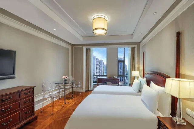 غرفة ديلوكس بسريرين، Sunrise On the Bund 1/2